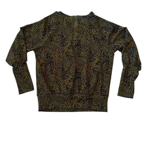 MELLODAY Olive and Navy Animal Print Top - Picture 2 of 5